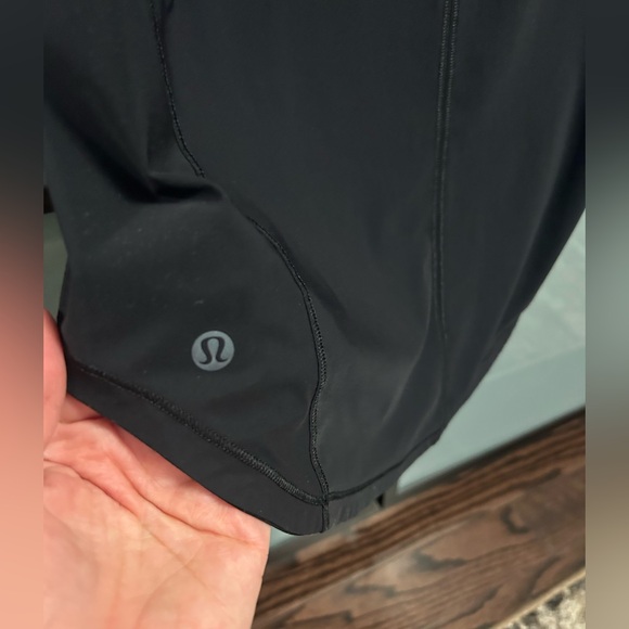 LULULEMON SCULPT TANK - size 8 - Picture 4 of 4